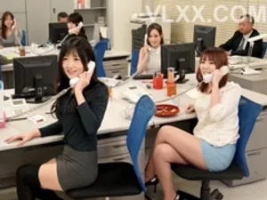 Khuôn mặt dâm dục của đứa người tình làm tôi sướng