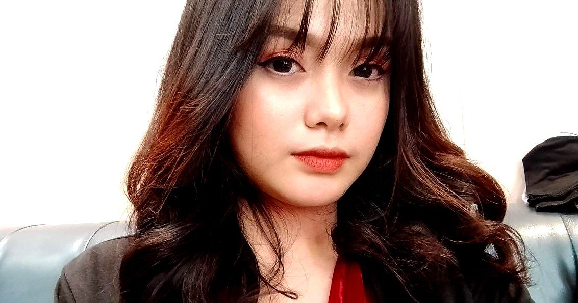 Chuyến đi nghỉ dưỡng với em em gái có cặp vú thật hấp dẫn